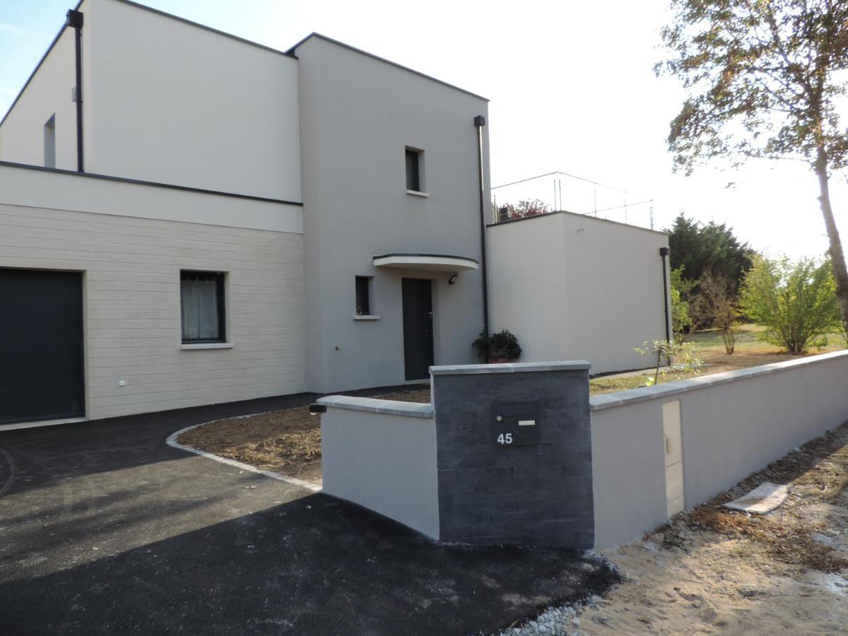 Homestay Jolie Maison D'architecte Chambray-les-Tours